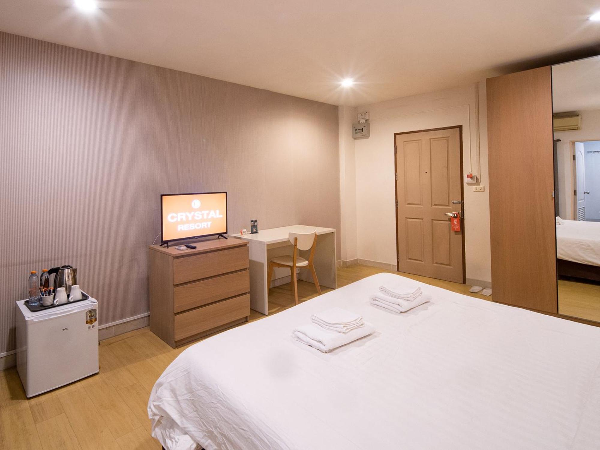 Crystal Resort Korat Nakhonratchasima Екстериор снимка