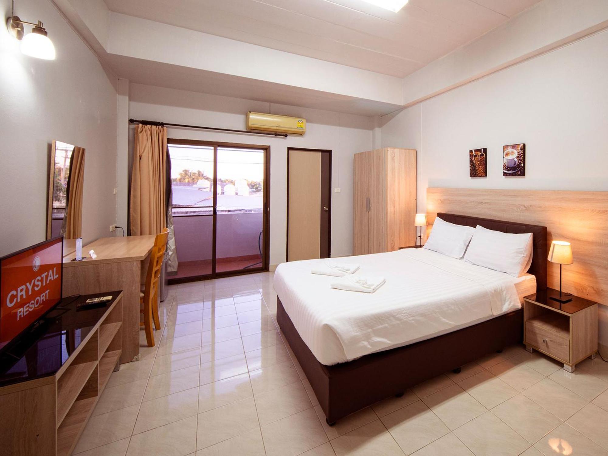 Crystal Resort Korat Nakhonratchasima Екстериор снимка