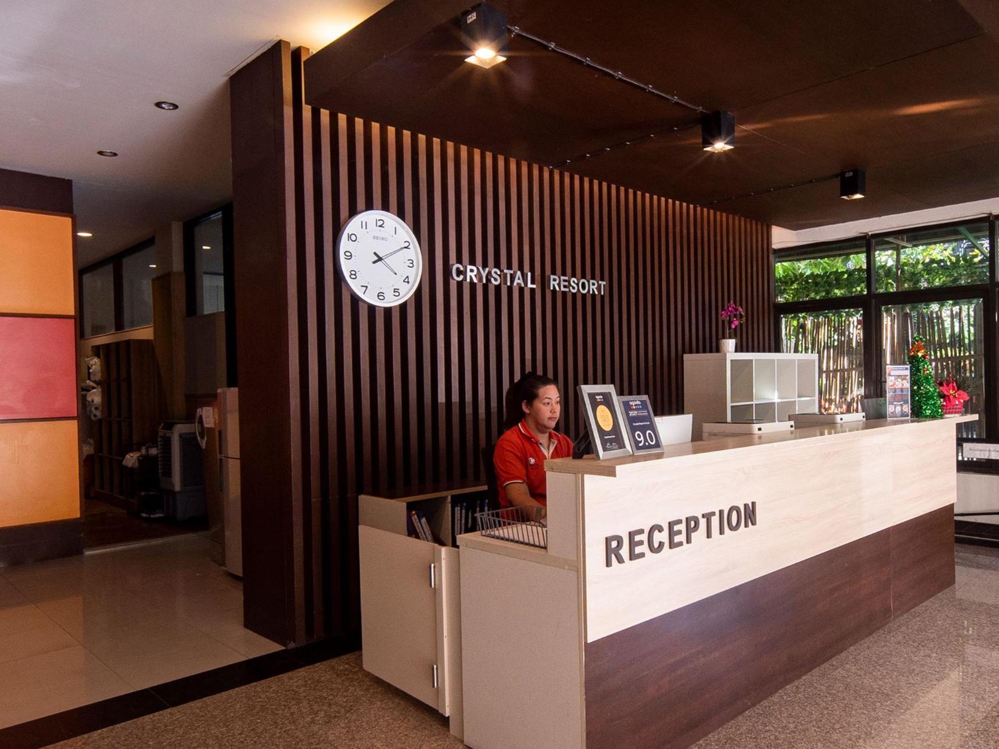 Crystal Resort Korat Nakhonratchasima Екстериор снимка