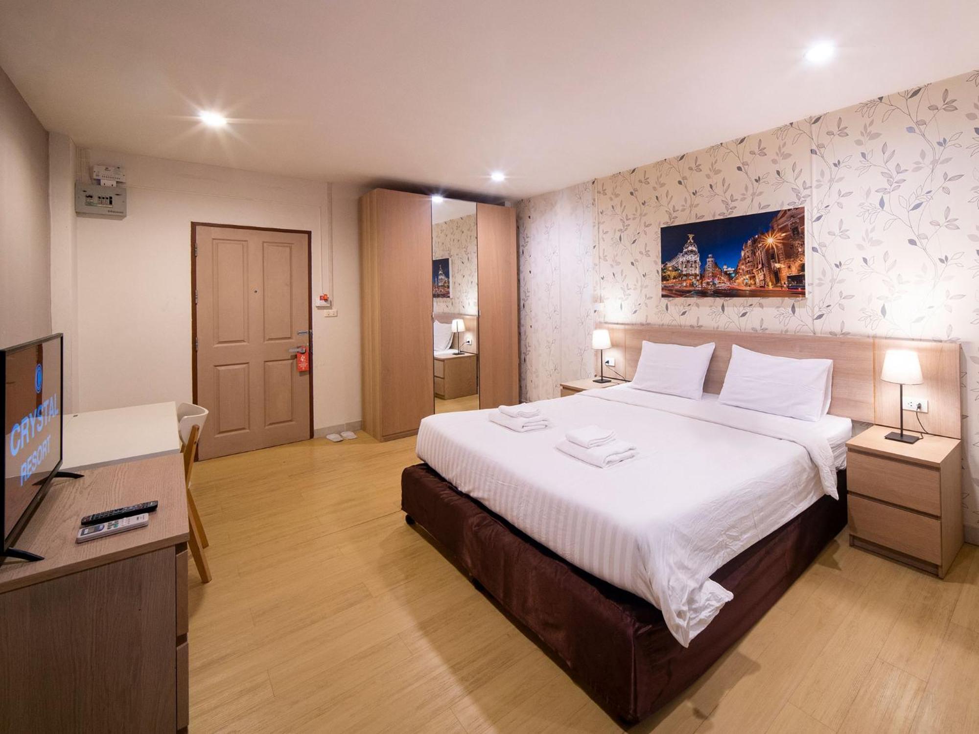 Crystal Resort Korat Nakhonratchasima Екстериор снимка